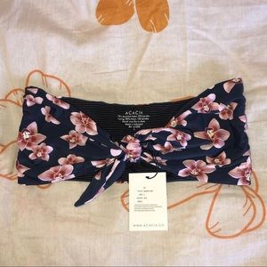 Acacia Isle Baker Top